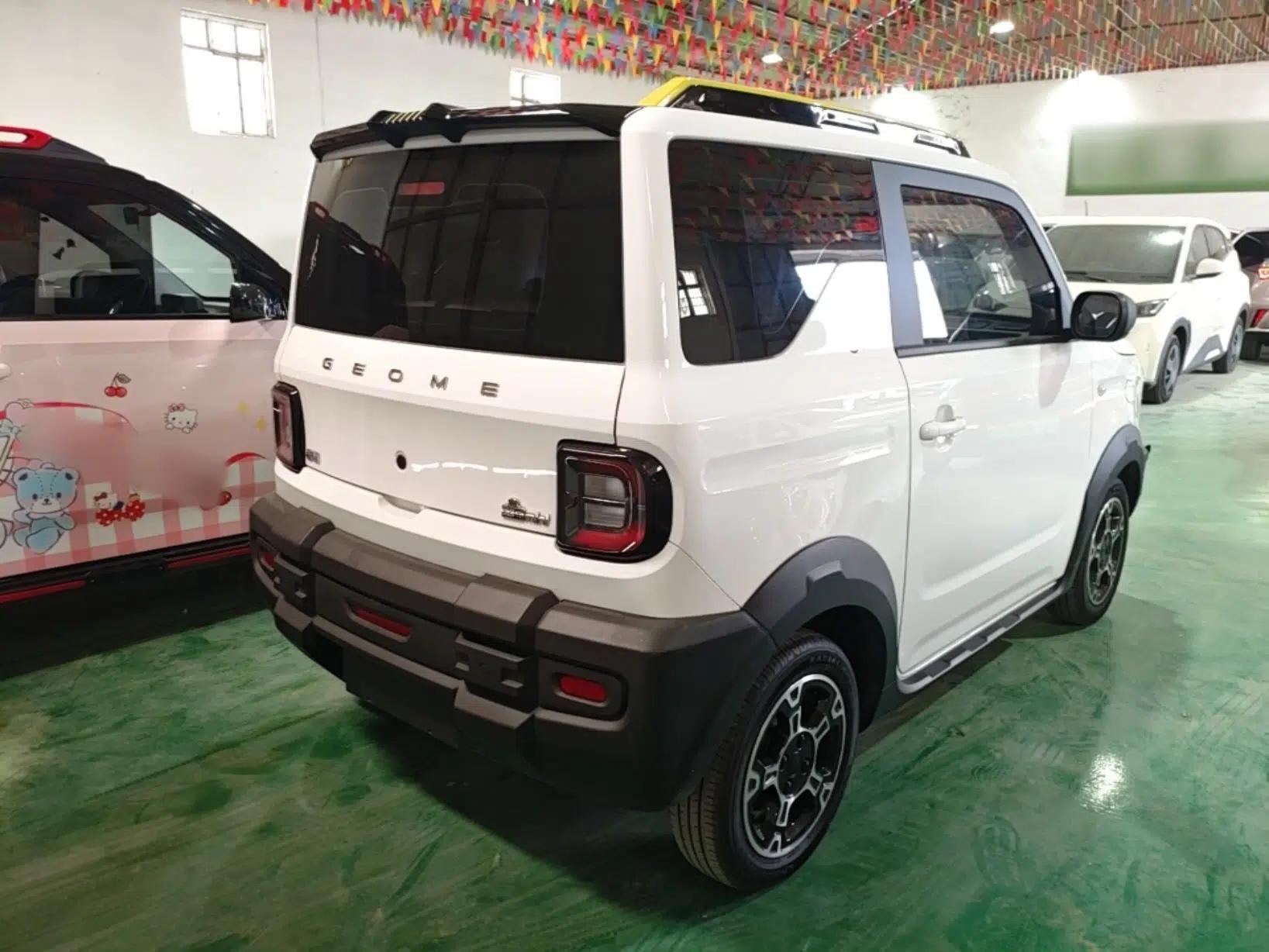 Geely Galaxy Panda 2024 200km Panda Rider — миниатюра 3