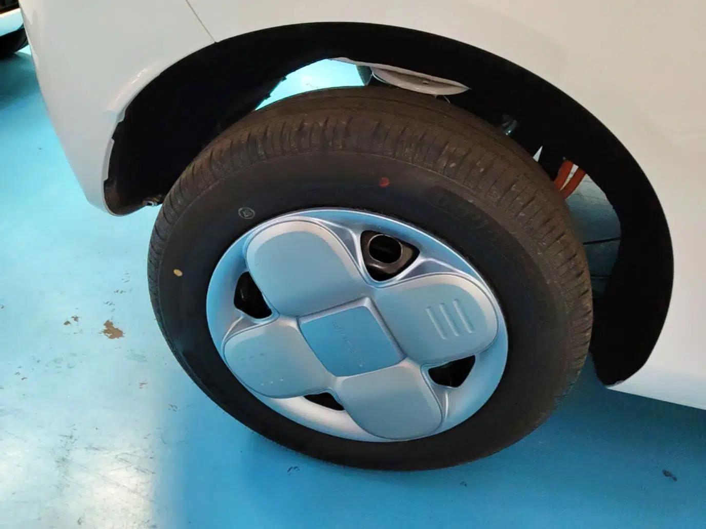 Geely Galaxy Panda 2024 Panda Mini 200km Endurance Bear — миниатюра 10
