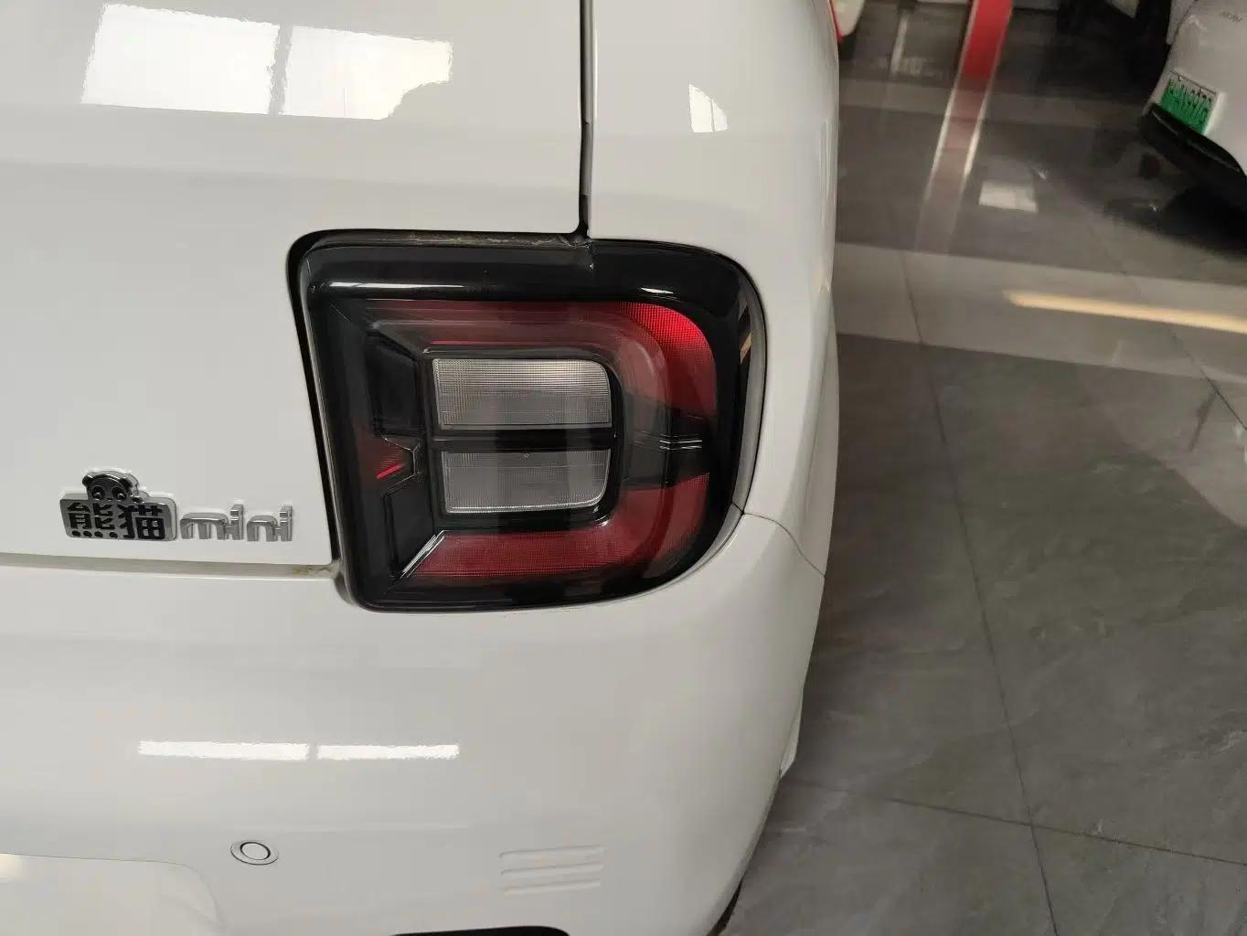 Geely Galaxy Panda 2024 Panda Mini 200km Endurance Bear — миниатюра 7