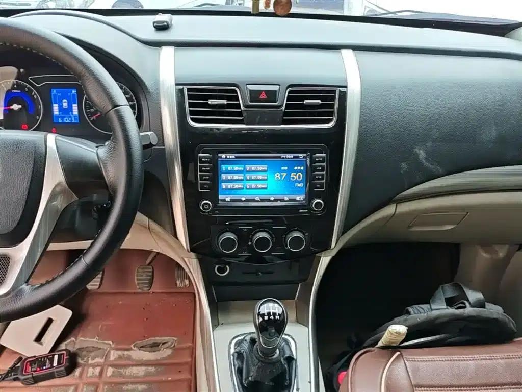 Fengxing S500 2016 Model 1.5L Manual Comfort — миниатюра 13