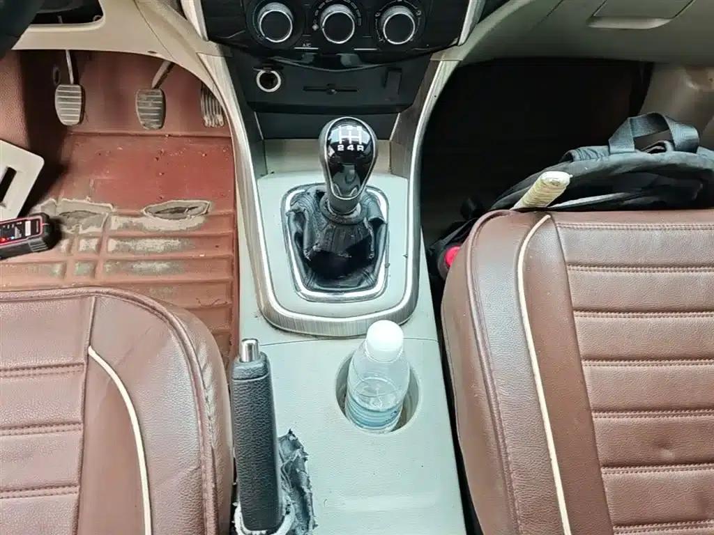Fengxing S500 2016 Model 1.5L Manual Comfort — миниатюра 14
