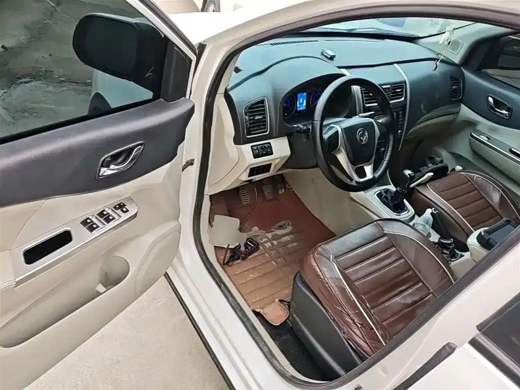 Fengxing S500 2016 Model 1.5L Manual Comfort — миниатюра 16
