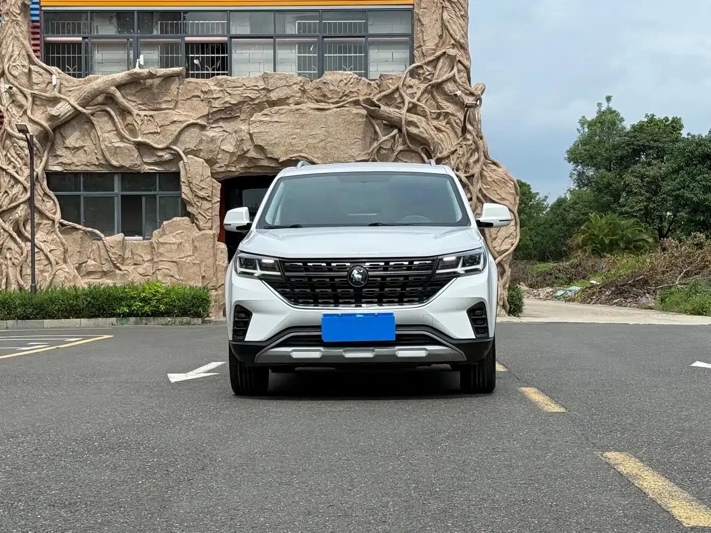 Fengxing T5 2021 1.6L Manual Comfort Model — миниатюра 2