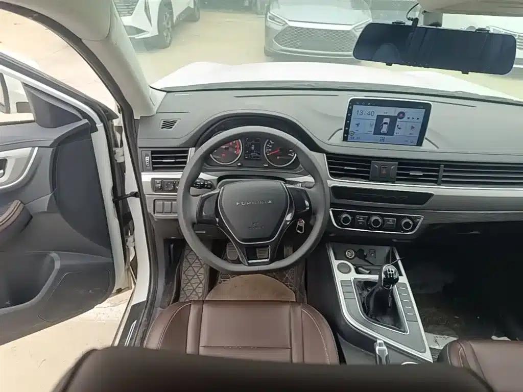 Fengxing T5 2023 Grand Edition 1.6L Manual Dream Edition (5-seater) — миниатюра 11