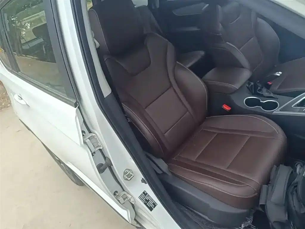 Fengxing T5 2023 Grand Edition 1.6L Manual Dream Edition (5-seater) — миниатюра 25