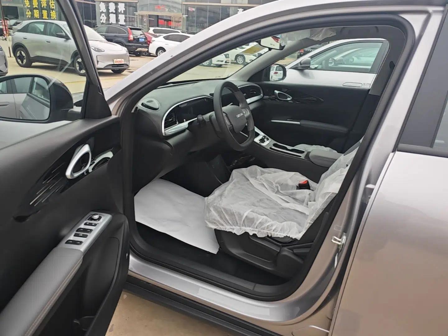 Geely Galaxy Geome 2026 Model 310km Youth Edition — миниатюра 19