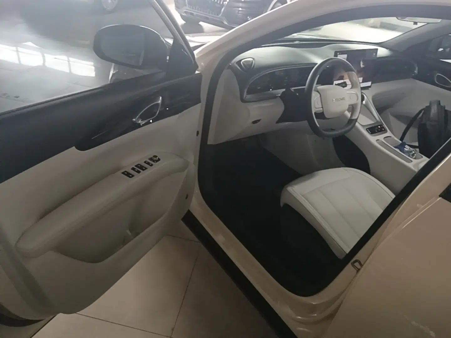 Geely Galaxy Geome 2025 310km Dream Edition — миниатюра 18
