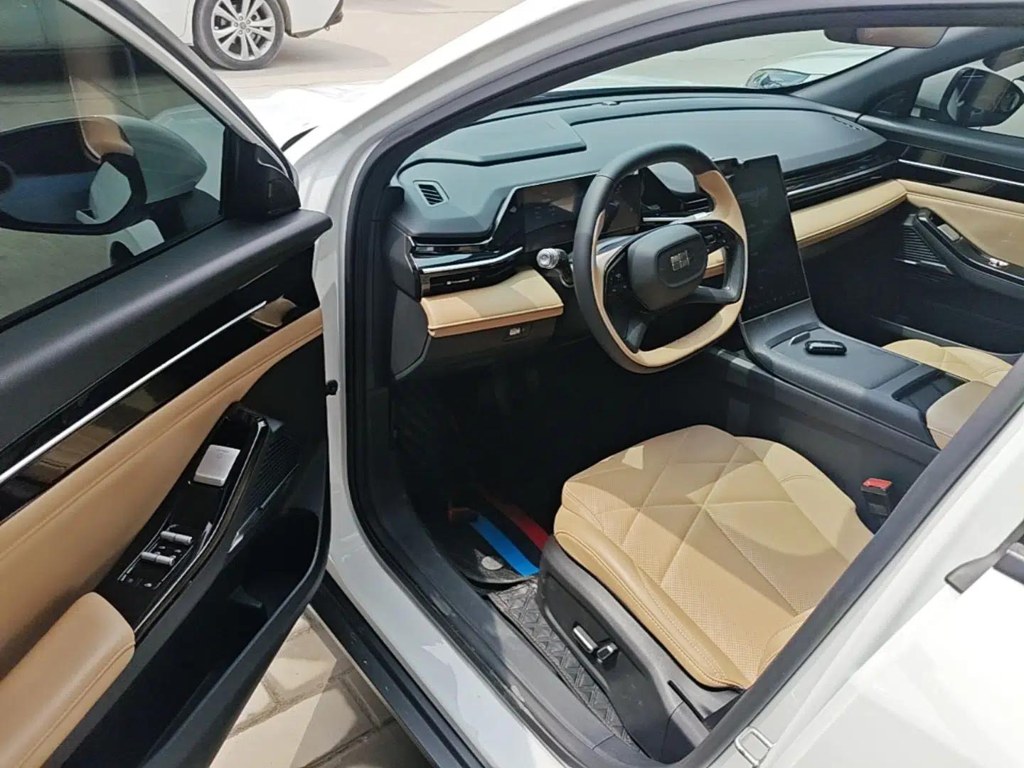 Geely Galaxy L6 2023 125km PLUS — миниатюра 19