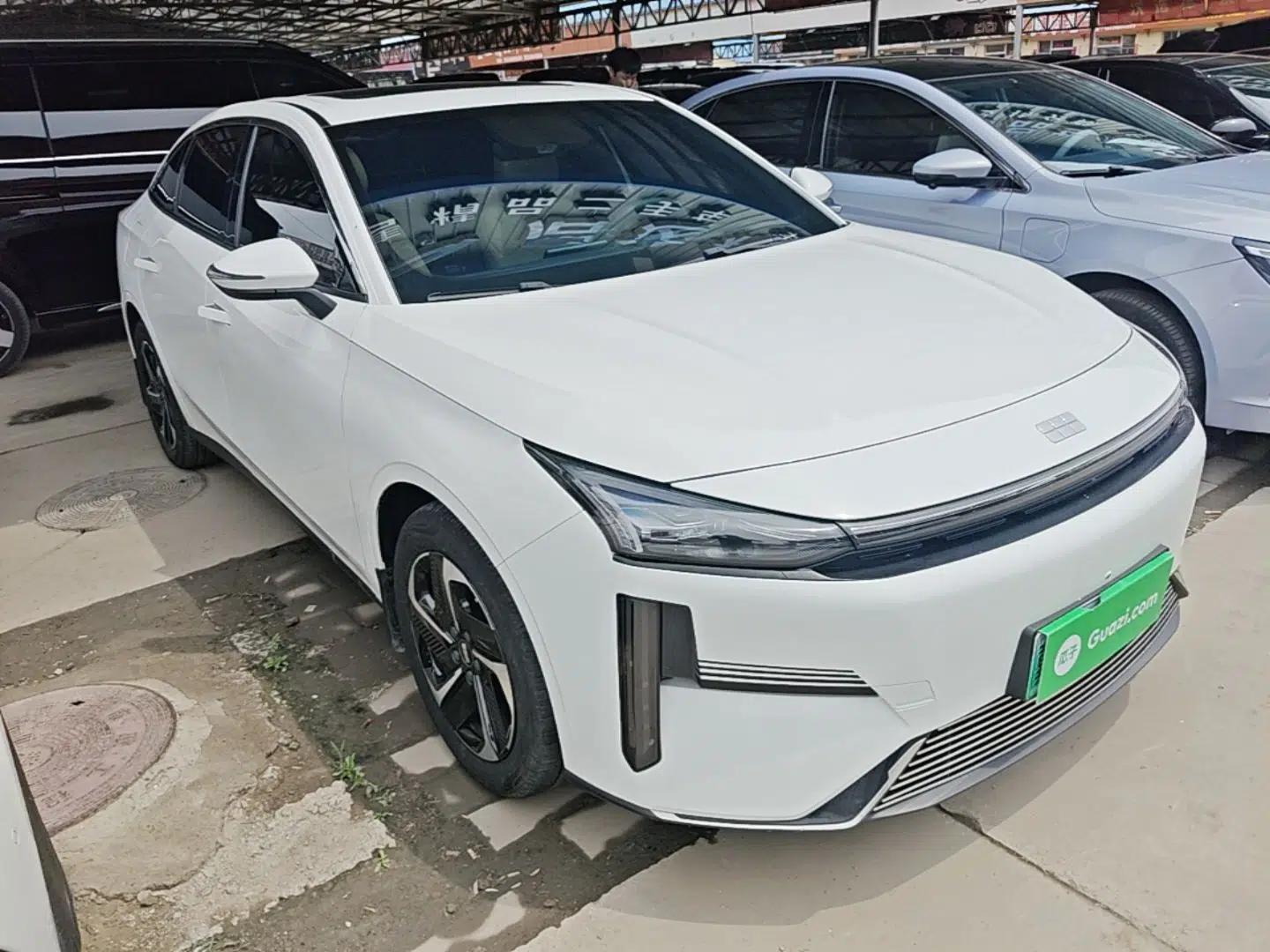 Geely Galaxy L6 2023 125km PLUS — миниатюра 3