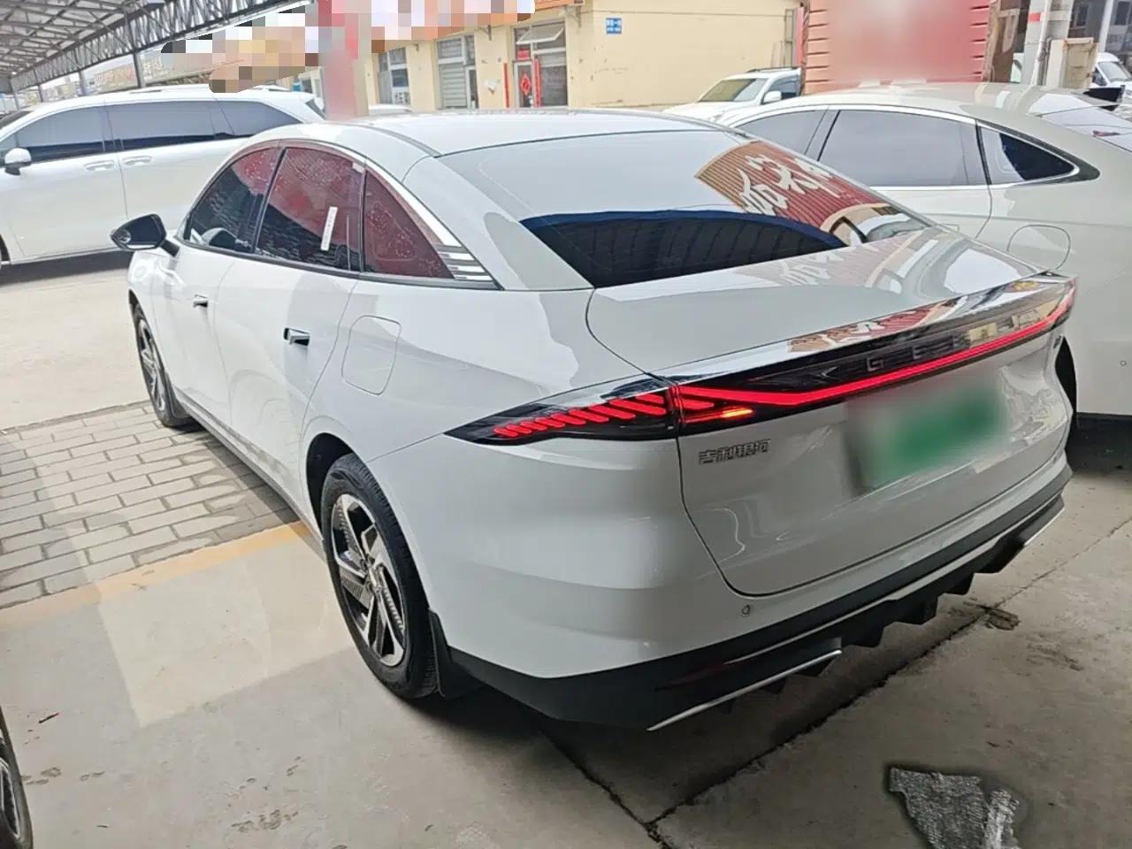Geely Galaxy L6 2023 125km PLUS — миниатюра 4