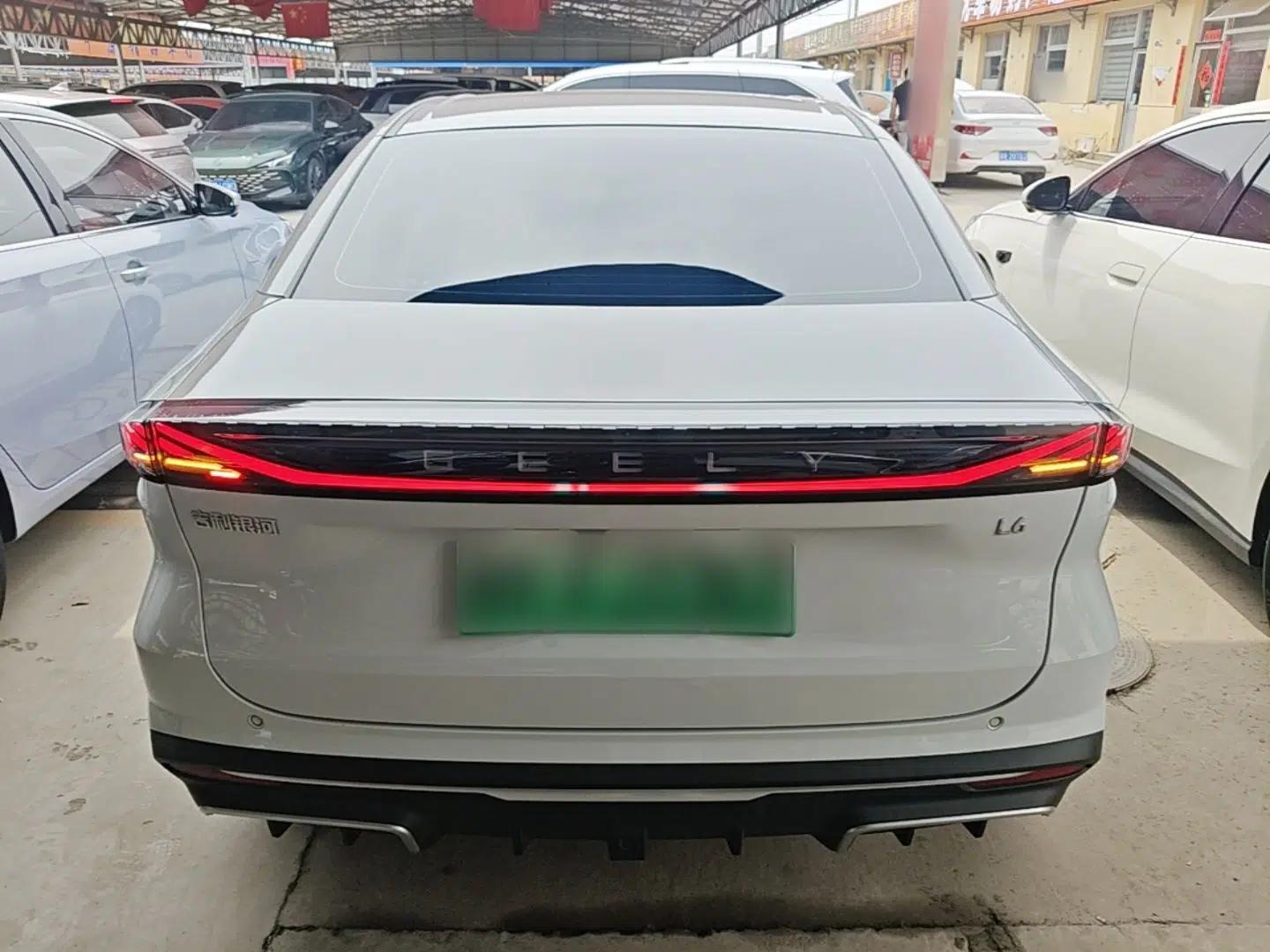 Geely Galaxy L6 2023 125km PLUS — миниатюра 5