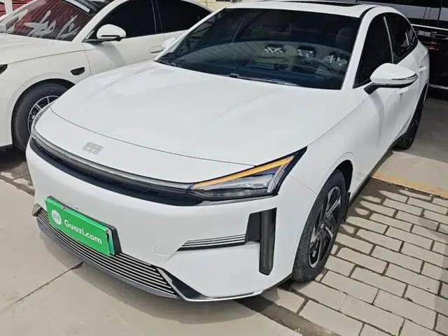 Geely Galaxy L6 2023 125km PLUS