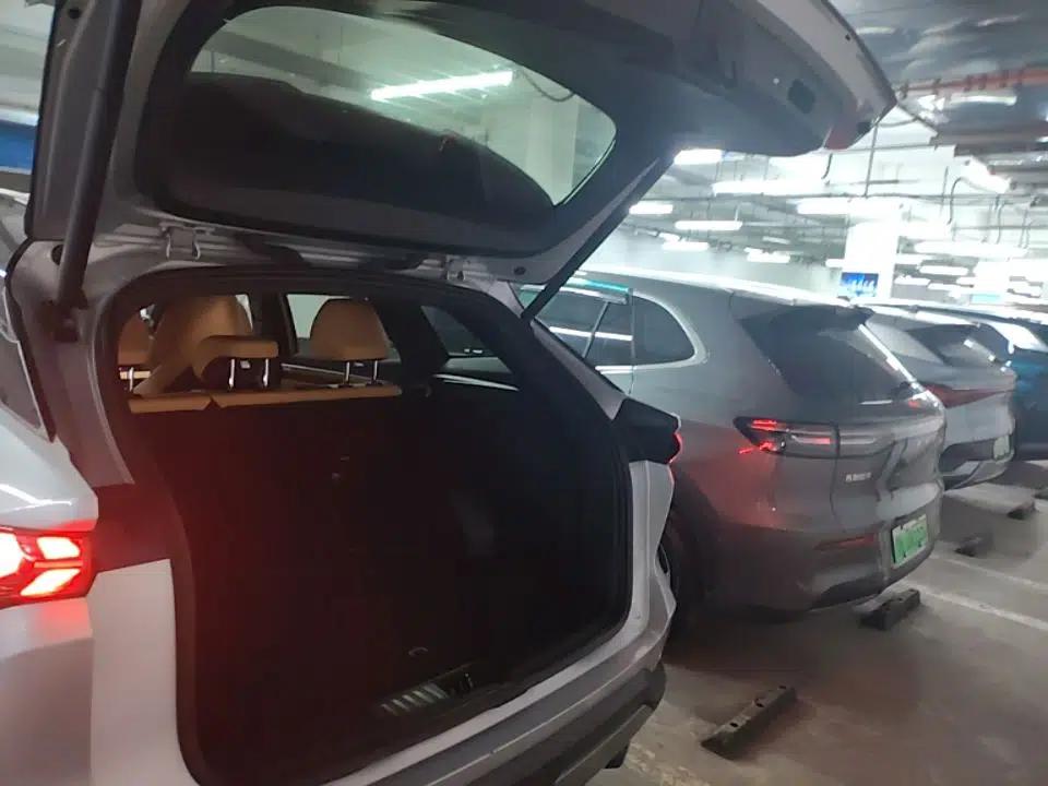 Geely Galaxy L7 2024 1.5T 115 km Starship Dragon Edition — миниатюра 22