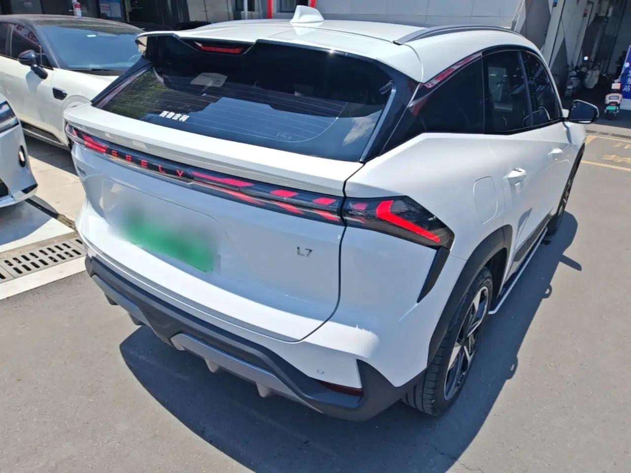 Geely Galaxy L7 2024 1.5T 115 km Starship Dragon Edition — миниатюра 4