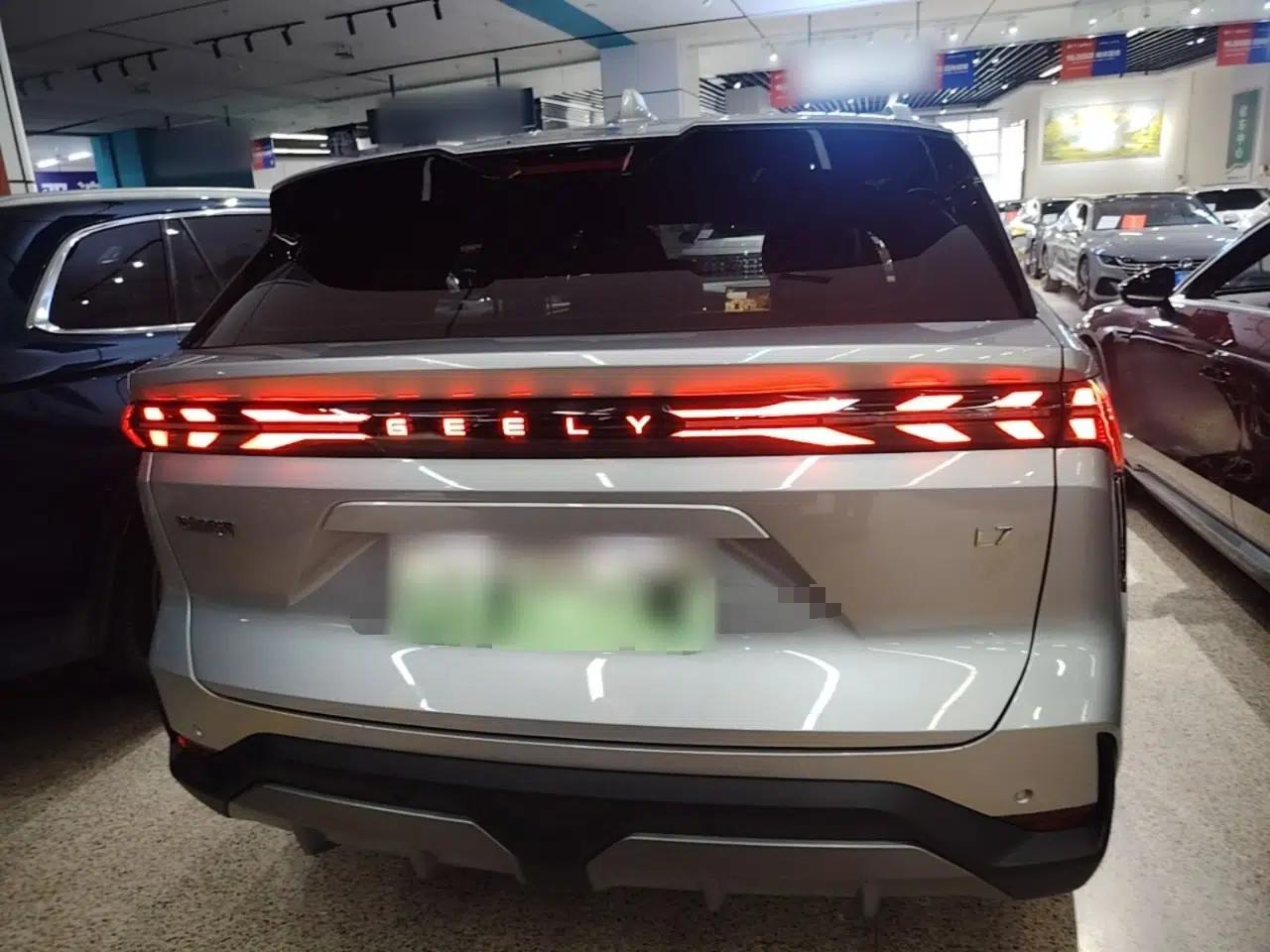 Geely Galaxy L7 2024 1.5T 115 km PLUS Dragon Edition — миниатюра 5