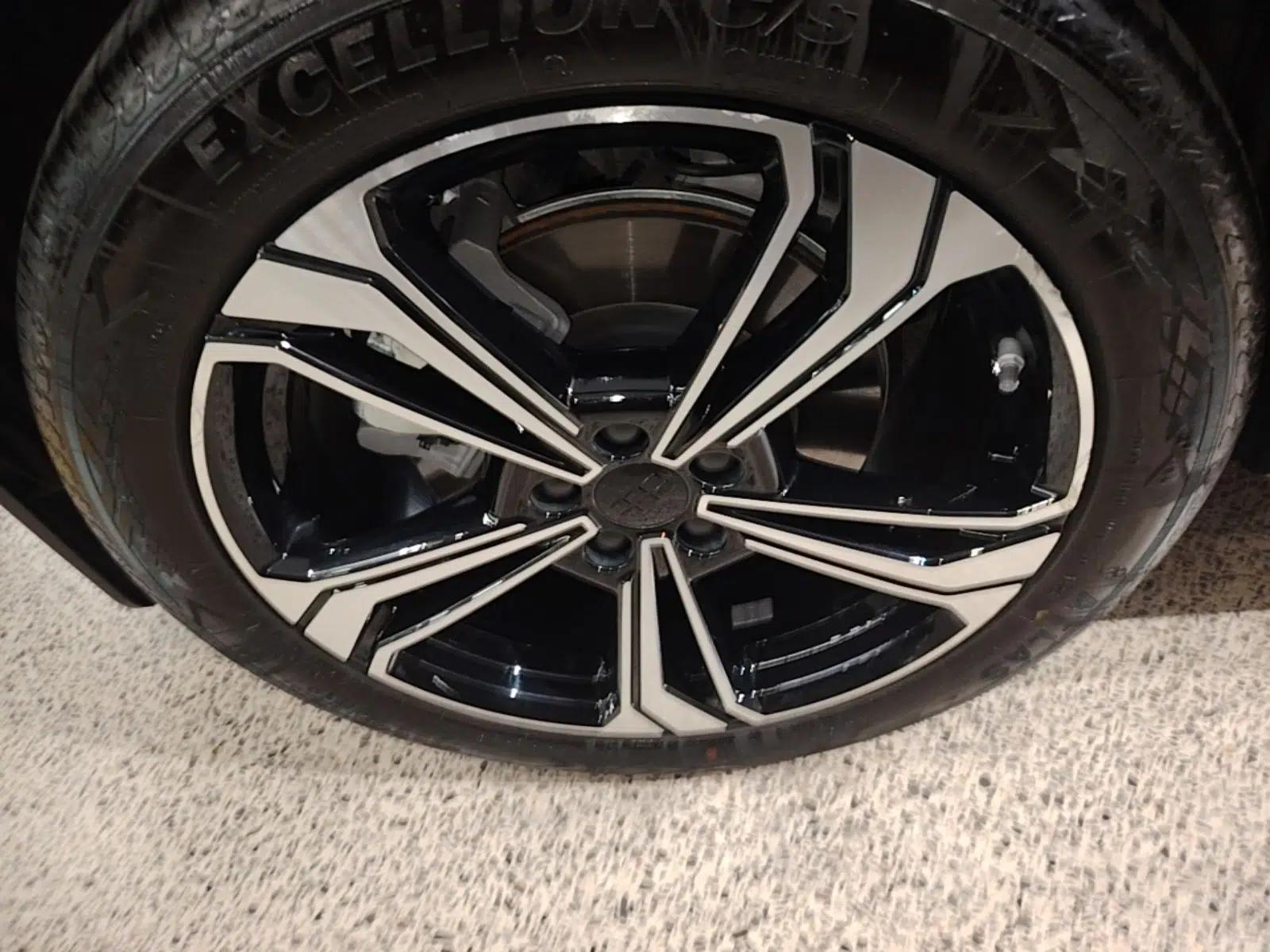 Geely Galaxy L7 2024 1.5T 115 km PLUS Dragon Edition — миниатюра 10