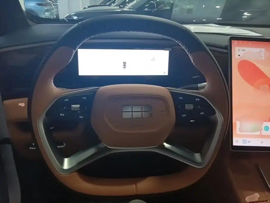 Geely Galaxy L7 2025 EM-i 115km Exploration+ Edition — миниатюра 14