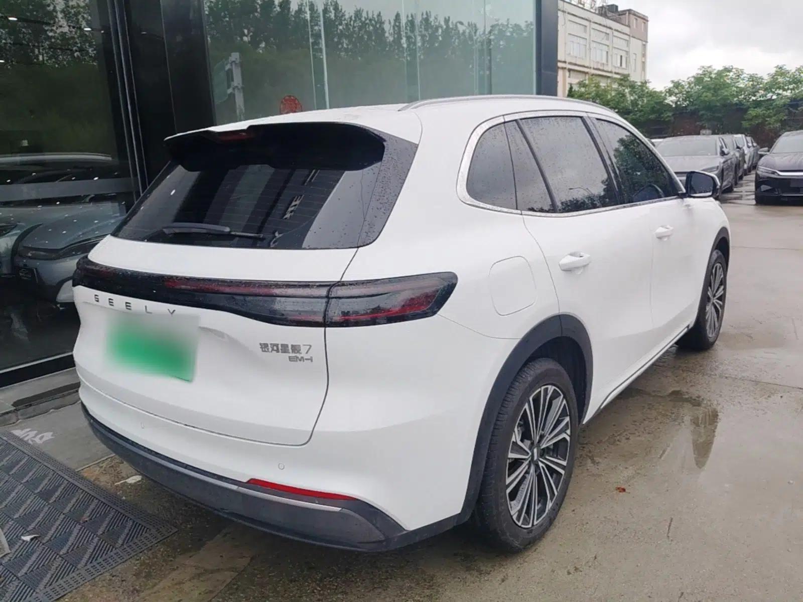 Geely Galaxy Xingjian 7 EM-i 2025 120km Navigator Edition — миниатюра 4