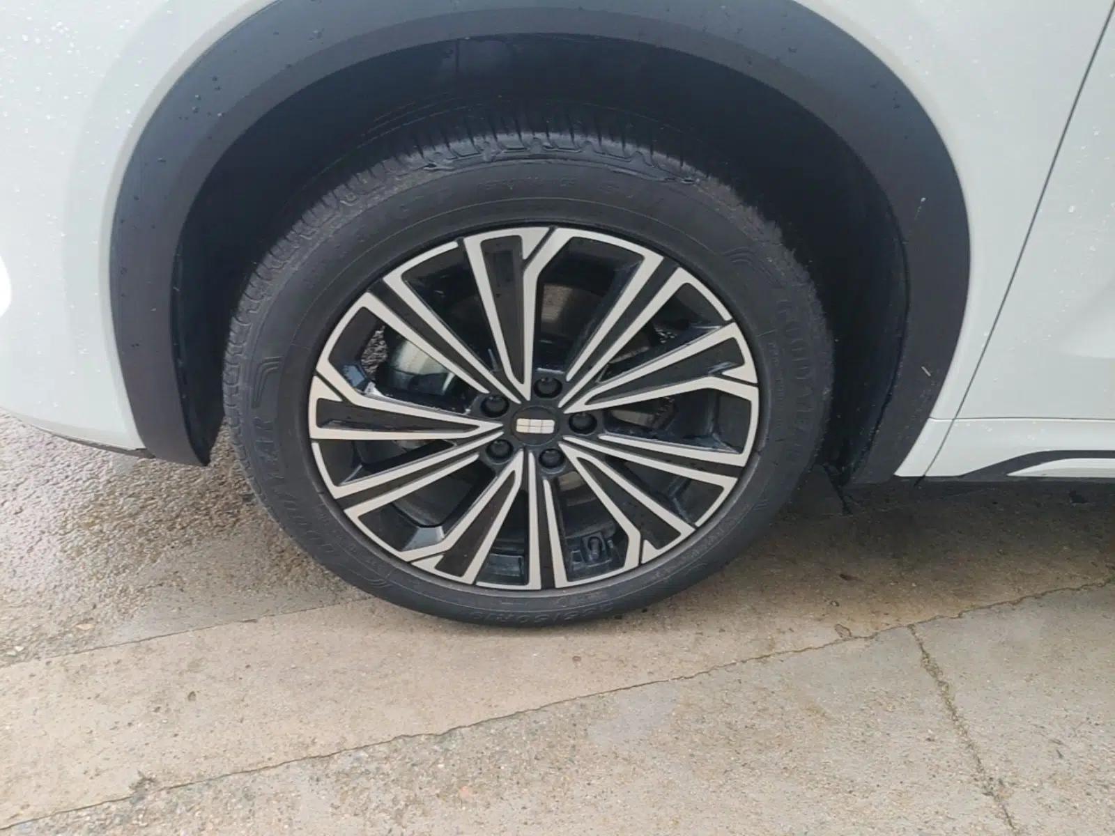 Geely Galaxy Xingjian 7 EM-i 2025 120km Navigator Edition — миниатюра 9