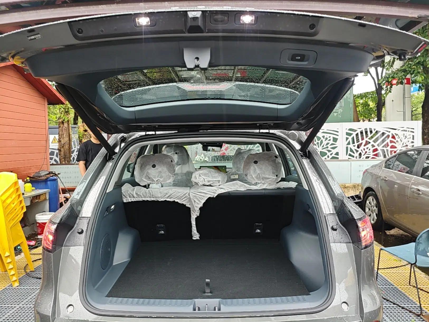 Geely Galaxy E5 2026 Model 610km Exploration+ Edition — миниатюра 22