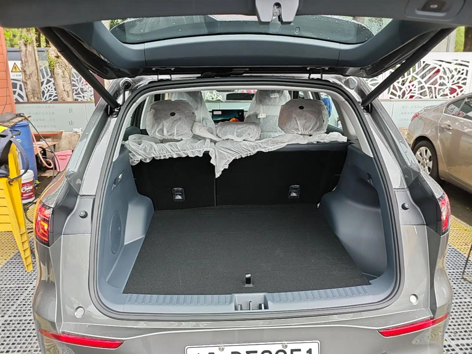 Geely Galaxy E5 2026 Model 610km Exploration+ Edition — миниатюра 22