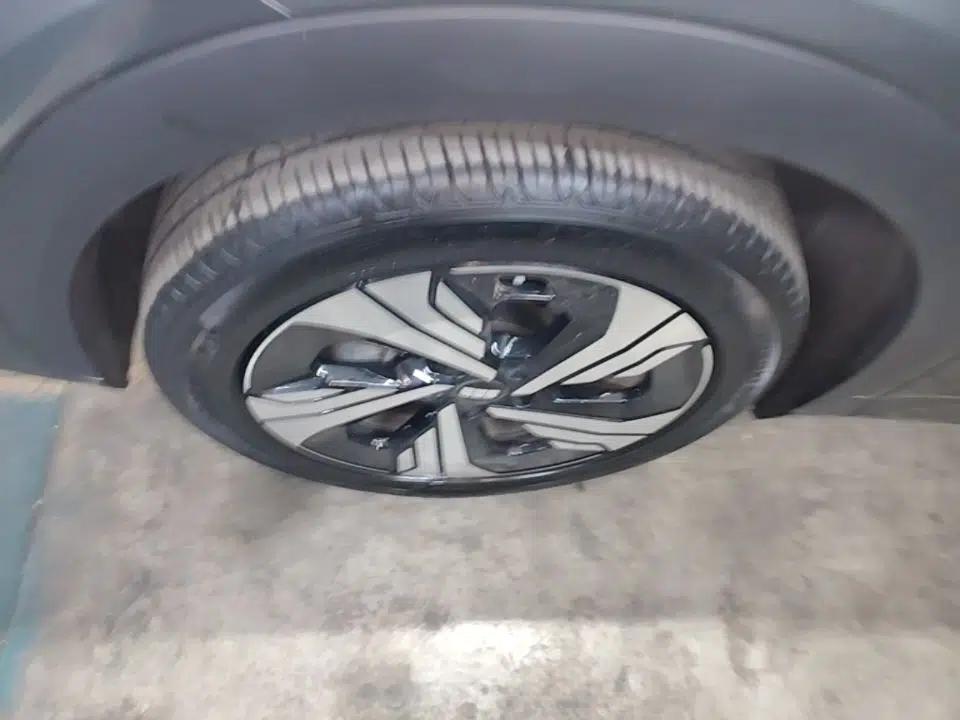 Geely Galaxy E5 2024 530km Starship Edition — миниатюра 8