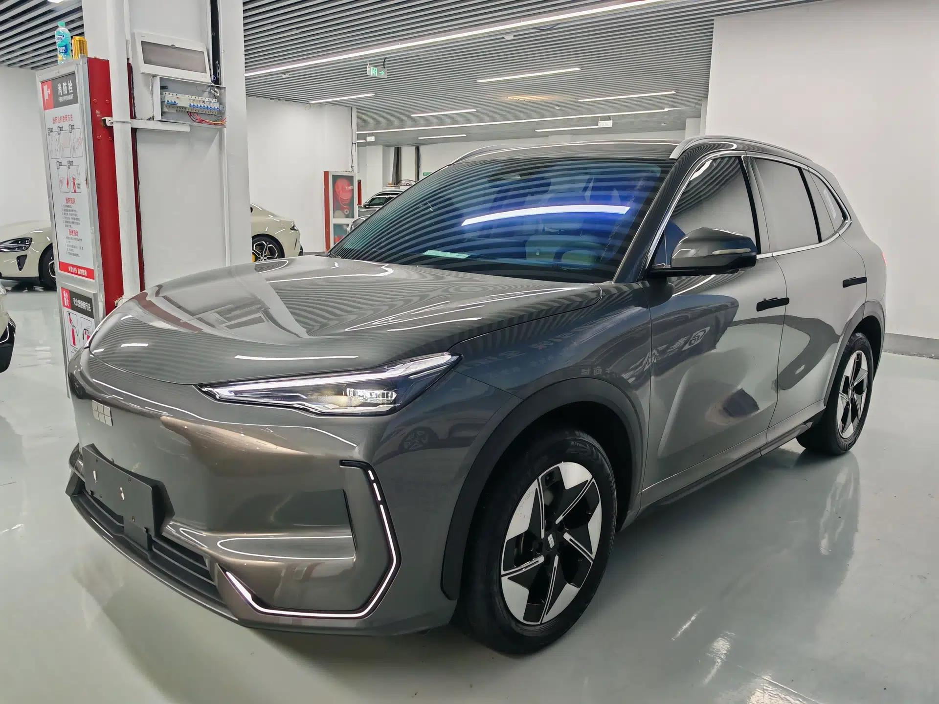 Geely Galaxy E5 2024 530 km Exploration+ Version — миниатюра 1