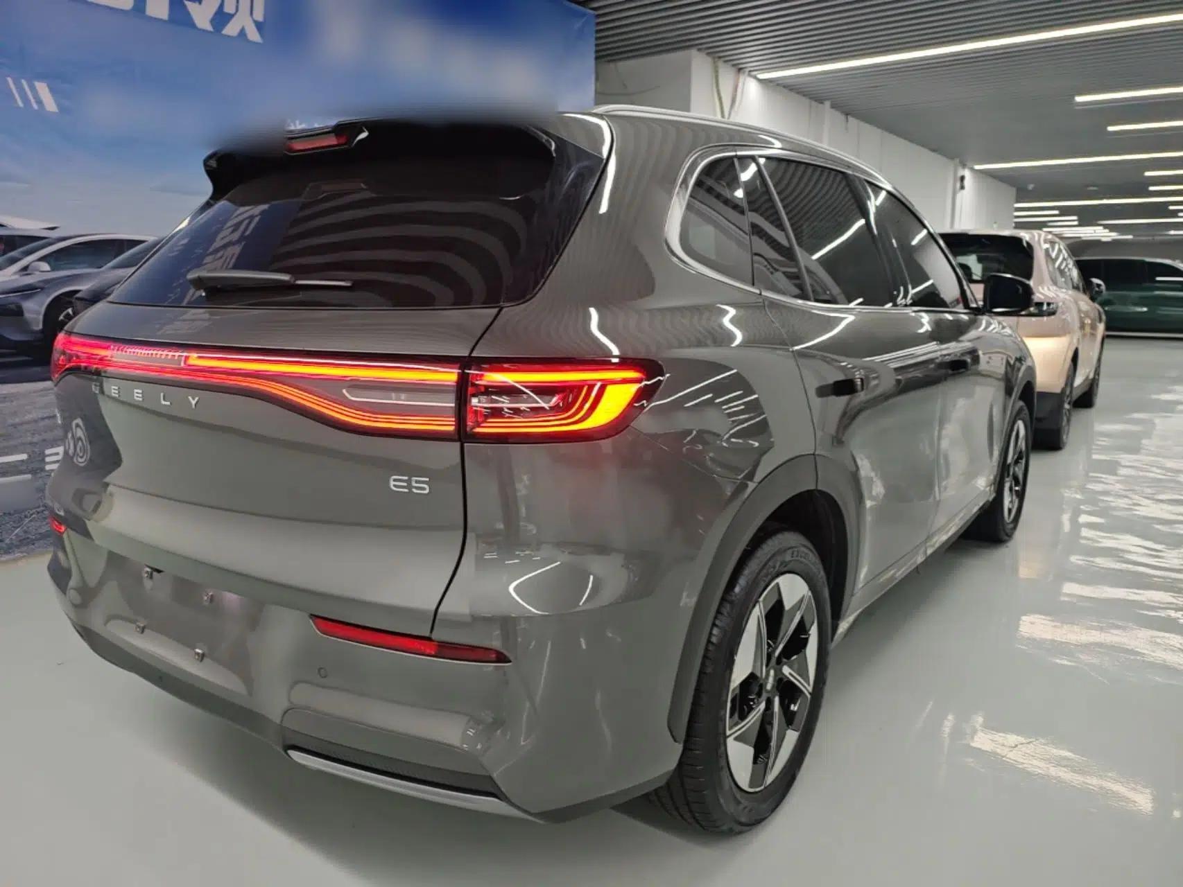Geely Galaxy E5 2024 530 km Exploration+ Version — миниатюра 6