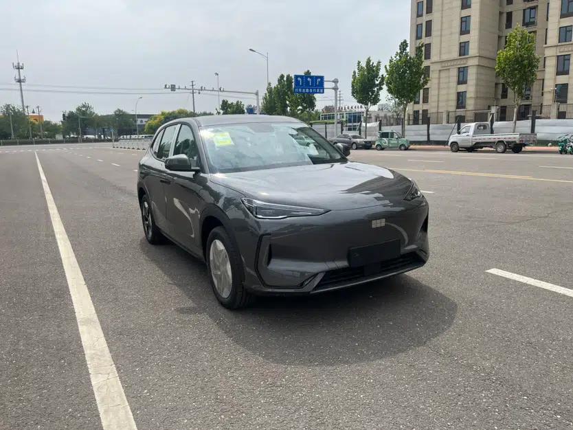 Geely Galaxy E5 2026 Model 530km Launch Edition — миниатюра 11