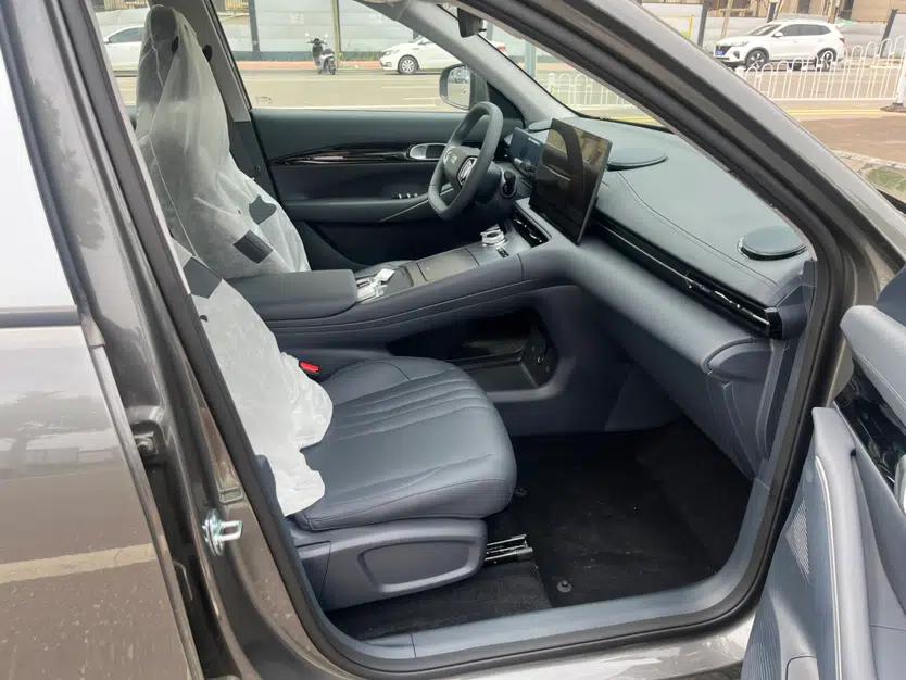 Geely Galaxy E5 2026 Model 530km Launch Edition — миниатюра 29