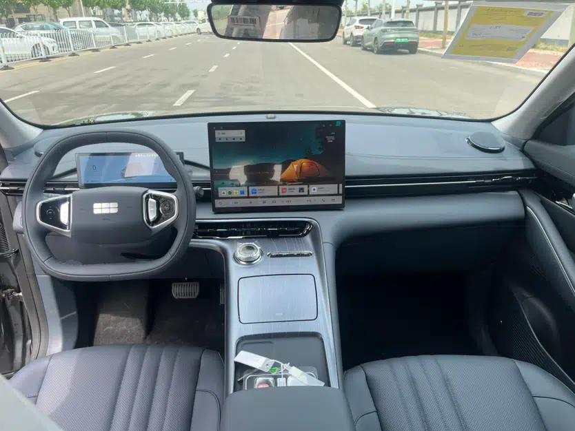 Geely Galaxy E5 2026 Model 530km Launch Edition — миниатюра 9