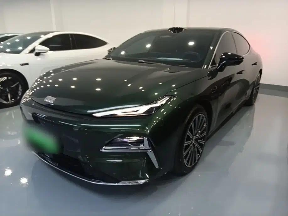 Geely Galaxy 8 2025 130km EM-P Starship Edition — миниатюра 1