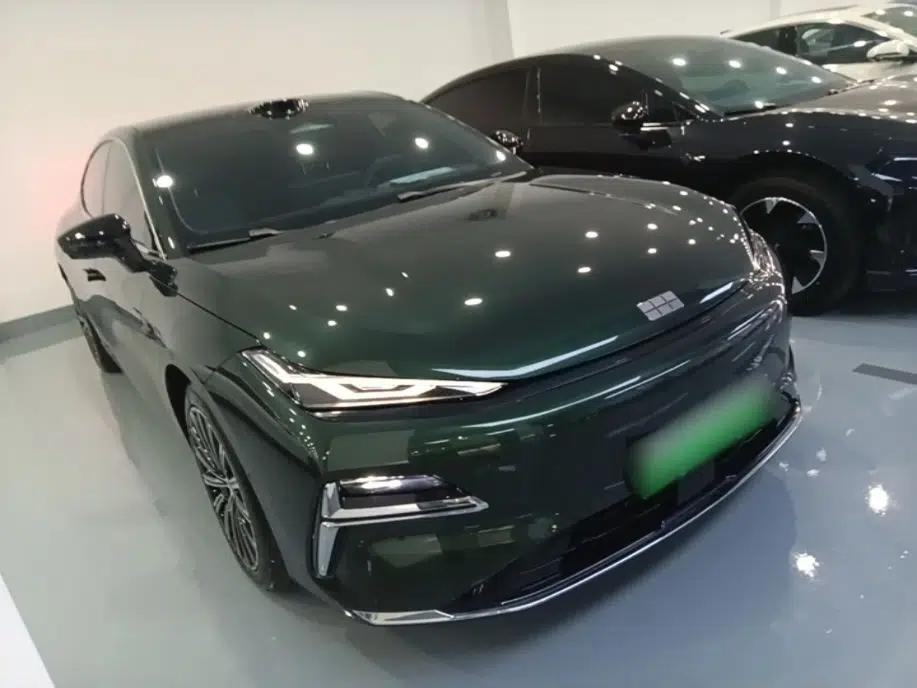 Geely Galaxy 8 2025 130km EM-P Starship Edition — миниатюра 3