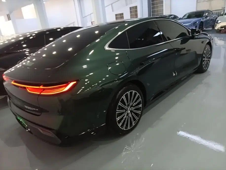 Geely Galaxy 8 2025 130km EM-P Starship Edition — миниатюра 6