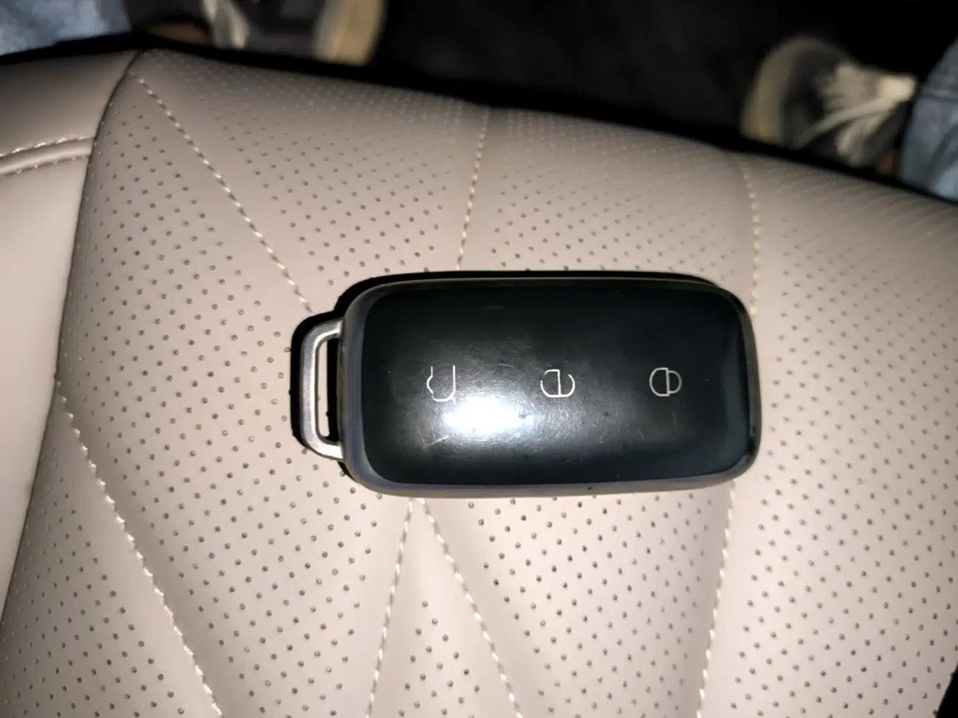 Geely Galaxy 8 2025 130km EM-i Deluxe Edition — миниатюра 12