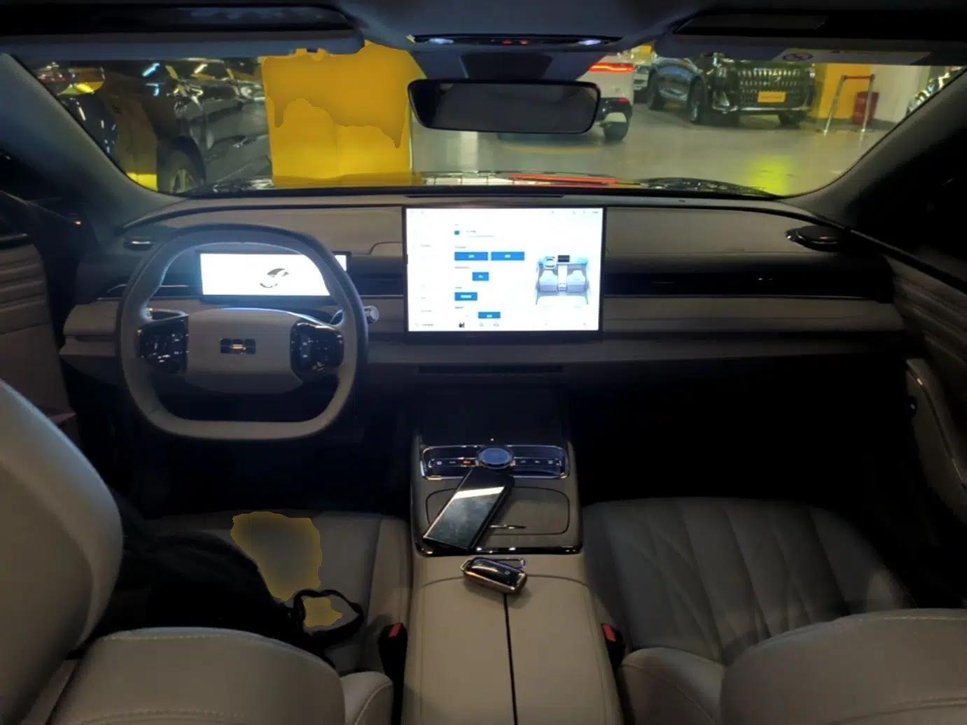Geely Galaxy 8 2025 130km EM-i Deluxe Edition — миниатюра 13