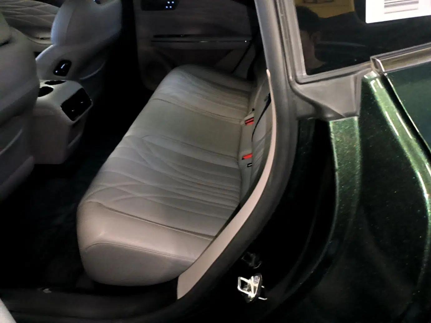 Geely Galaxy 8 2025 130km EM-i Deluxe Edition — миниатюра 20