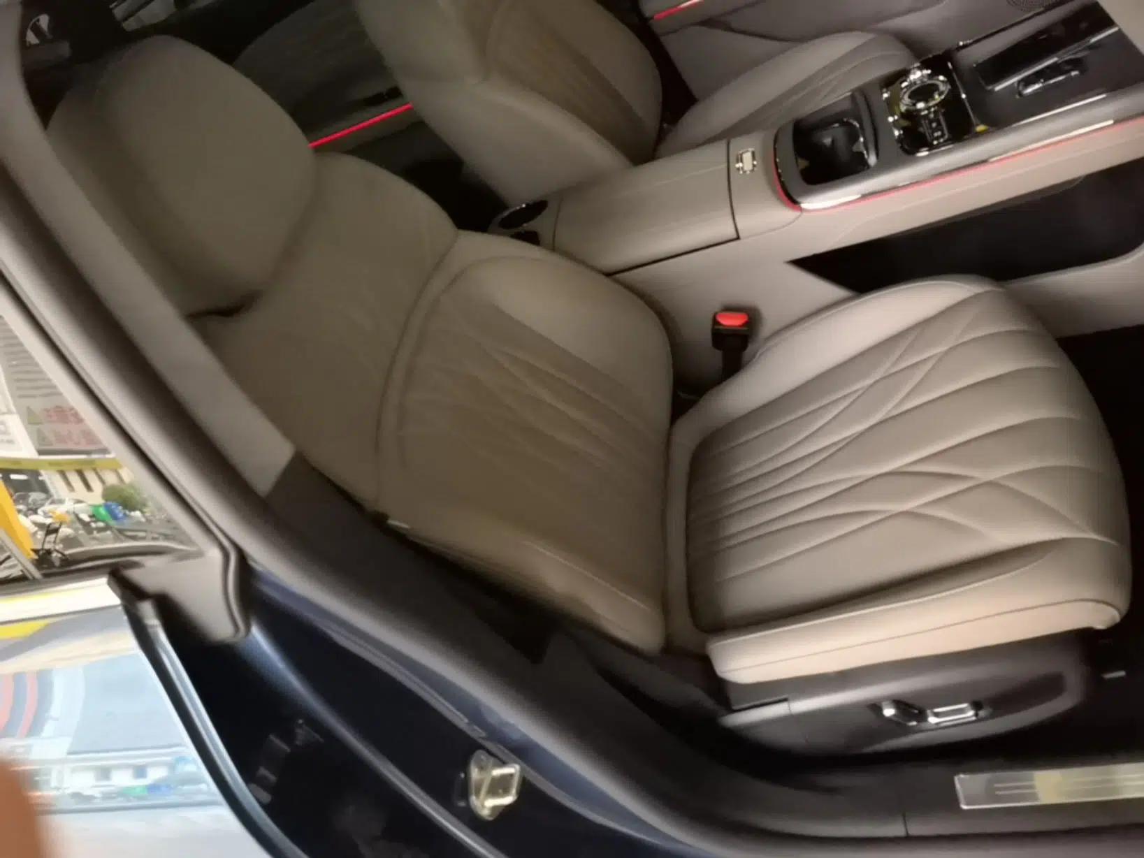 Geely Galaxy 8 2025 130km EM-P Starship Edition — миниатюра 23