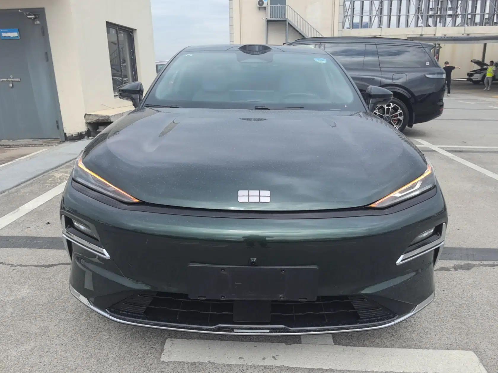 Geely Galaxy 8 2025 130km EM-P Starship Edition — миниатюра 2