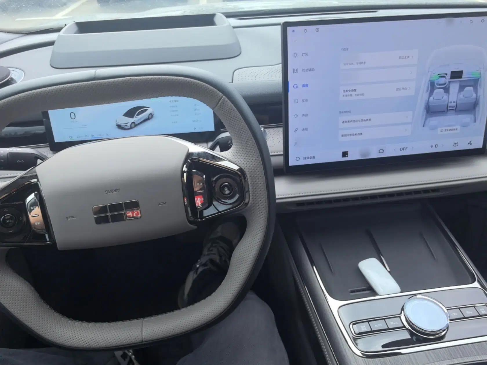 Geely Galaxy 8 2025 130km EM-P Starship Edition — миниатюра 13