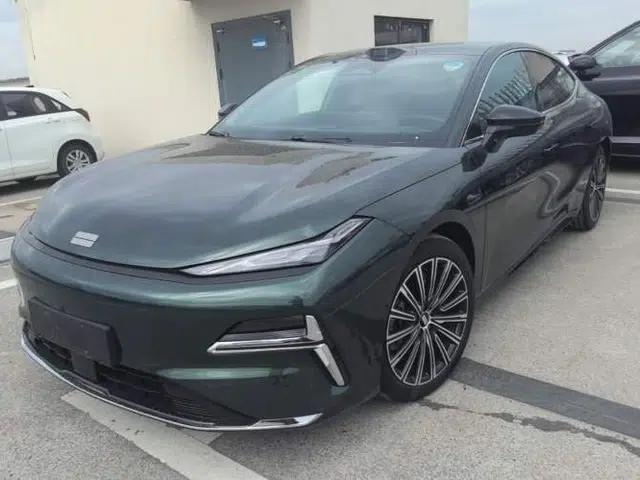 Geely Galaxy 8 2025 130km EM-P Starship Edition