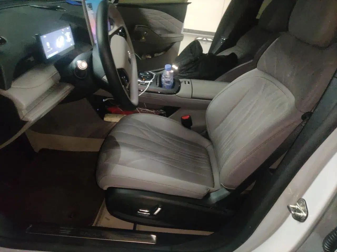 Geely Galaxy 8 2025 130km EM-i Prestige Edition — миниатюра 16