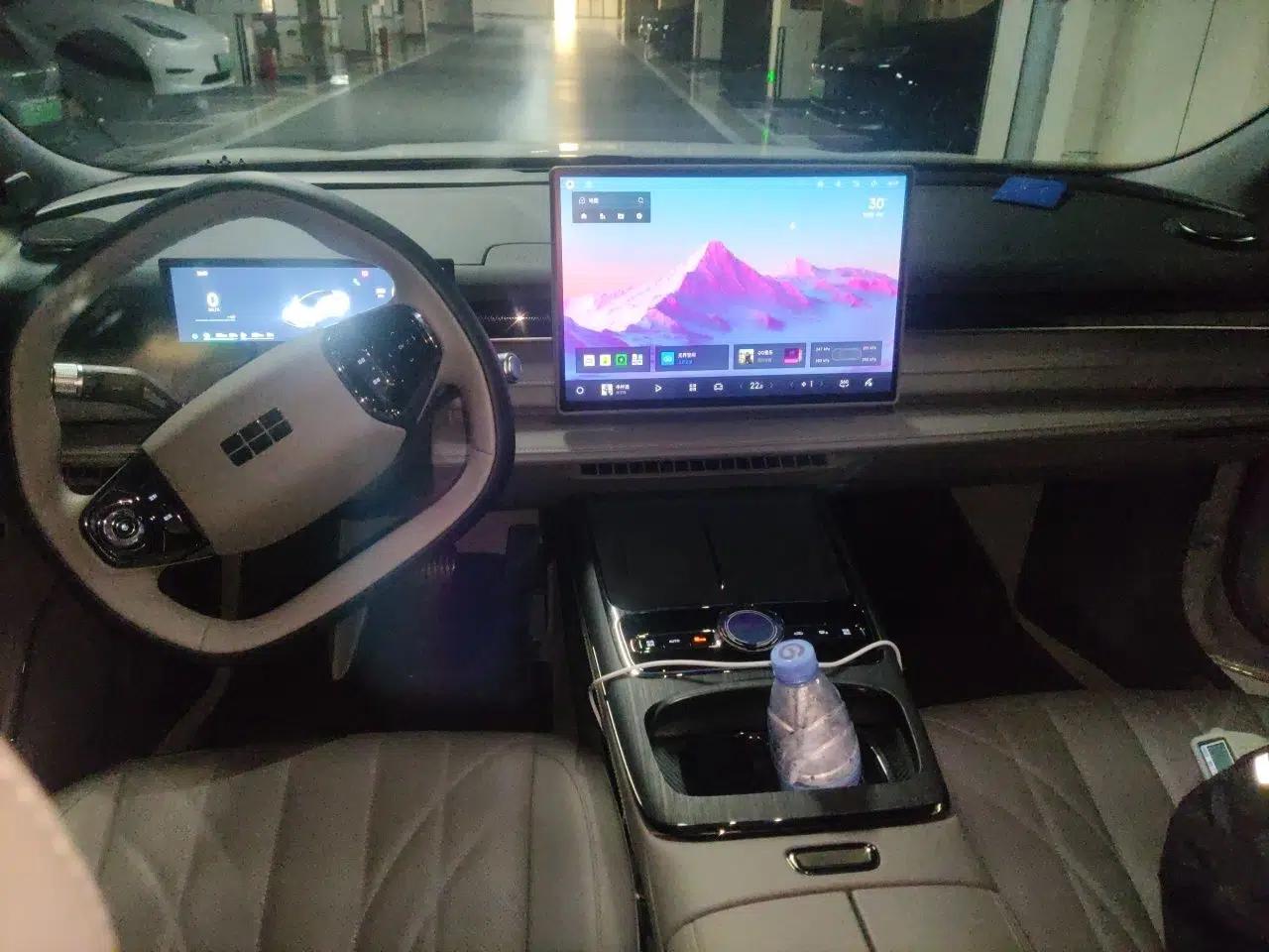 Geely Galaxy 8 2025 130km EM-i Prestige Edition — миниатюра 10