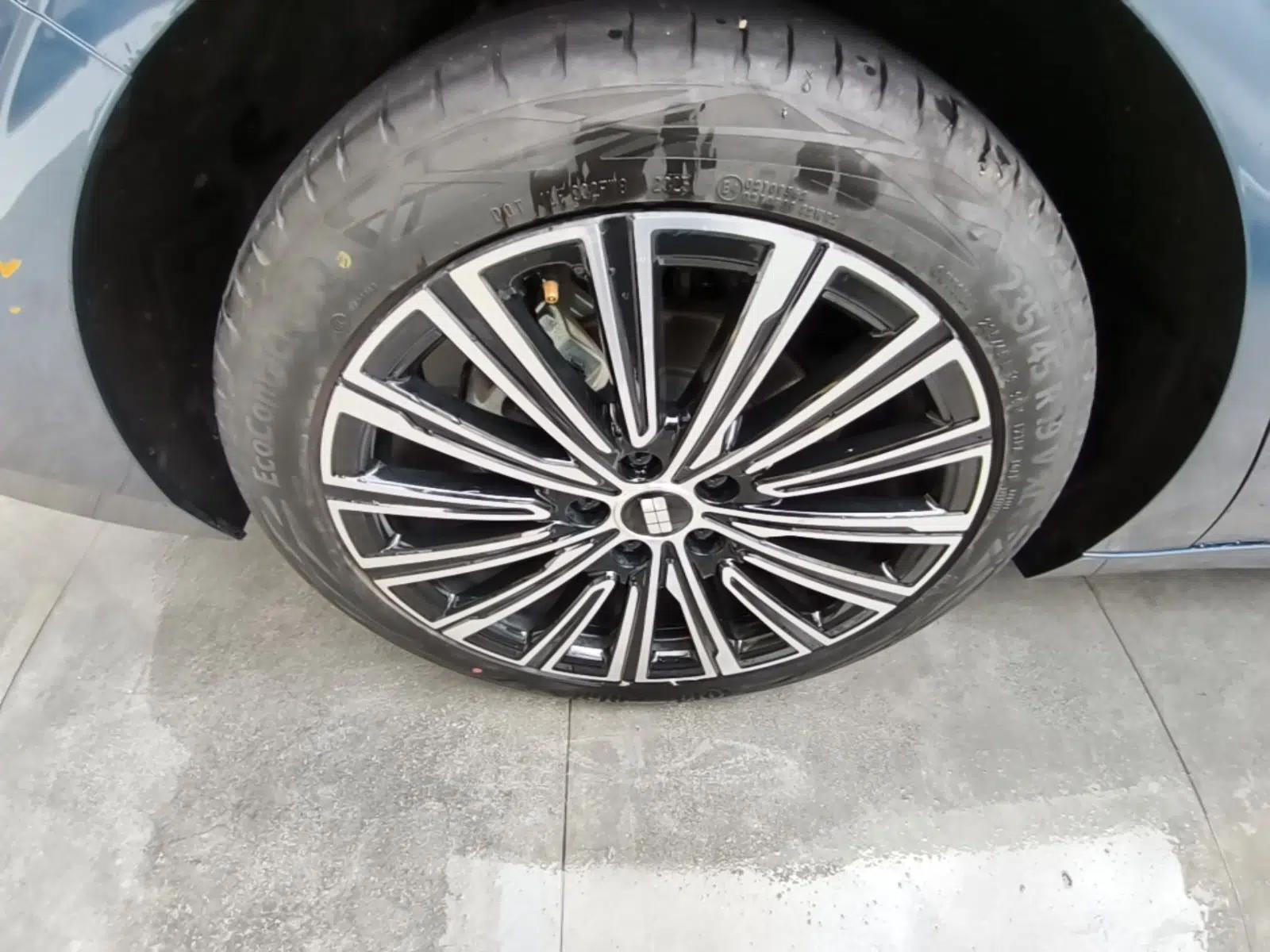 Geely Galaxy A7 2025 Model EM-i 150km Starship Edition — миниатюра 10