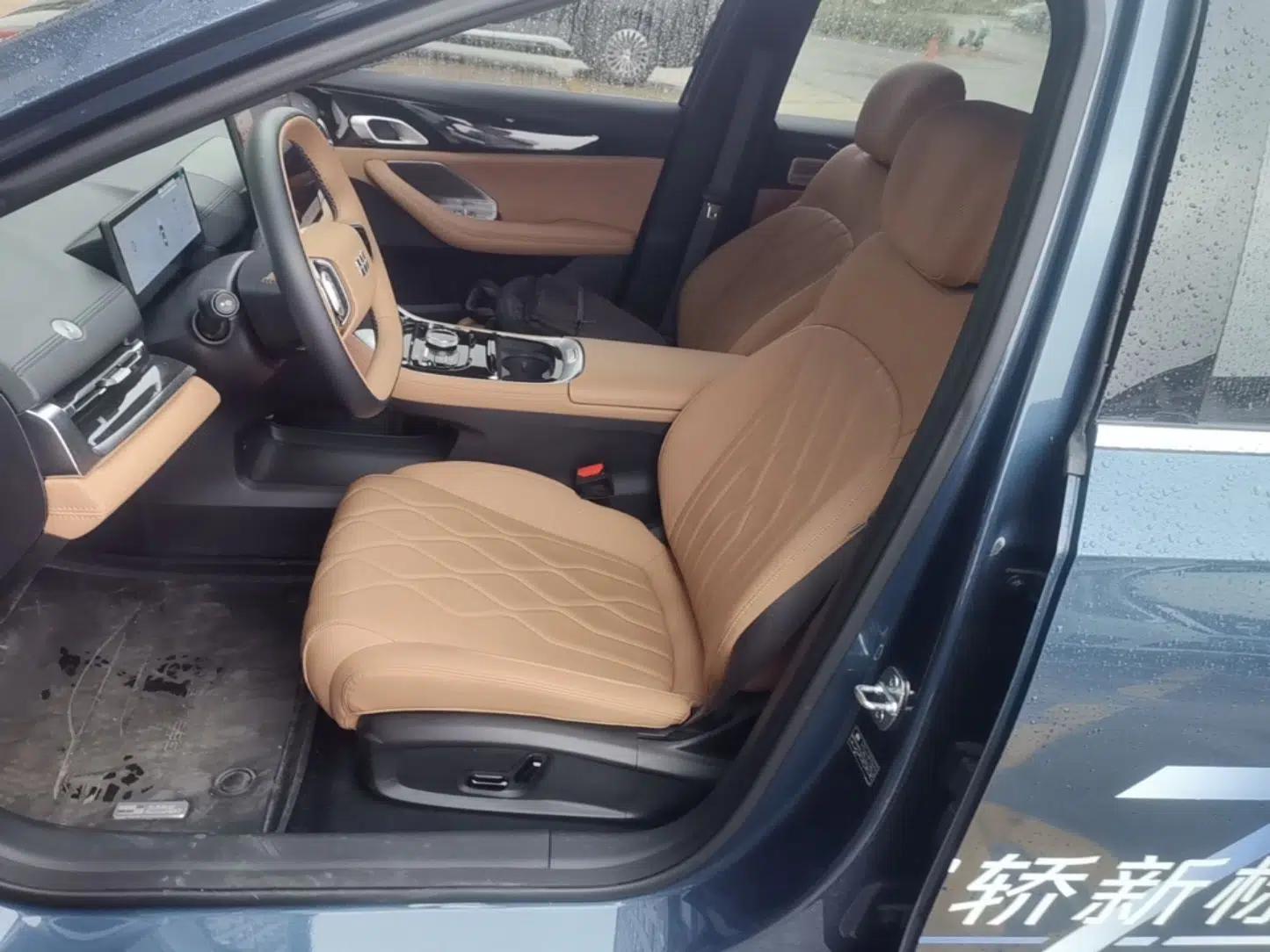 Geely Galaxy A7 2025 Model EM-i 150km Starship Edition — миниатюра 18