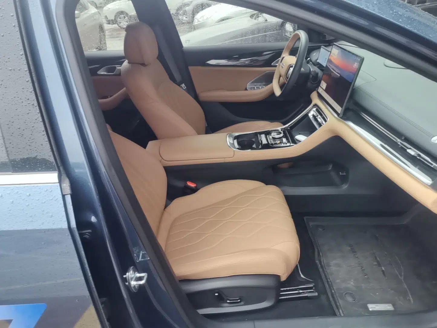 Geely Galaxy A7 2025 Model EM-i 150km Starship Edition — миниатюра 23
