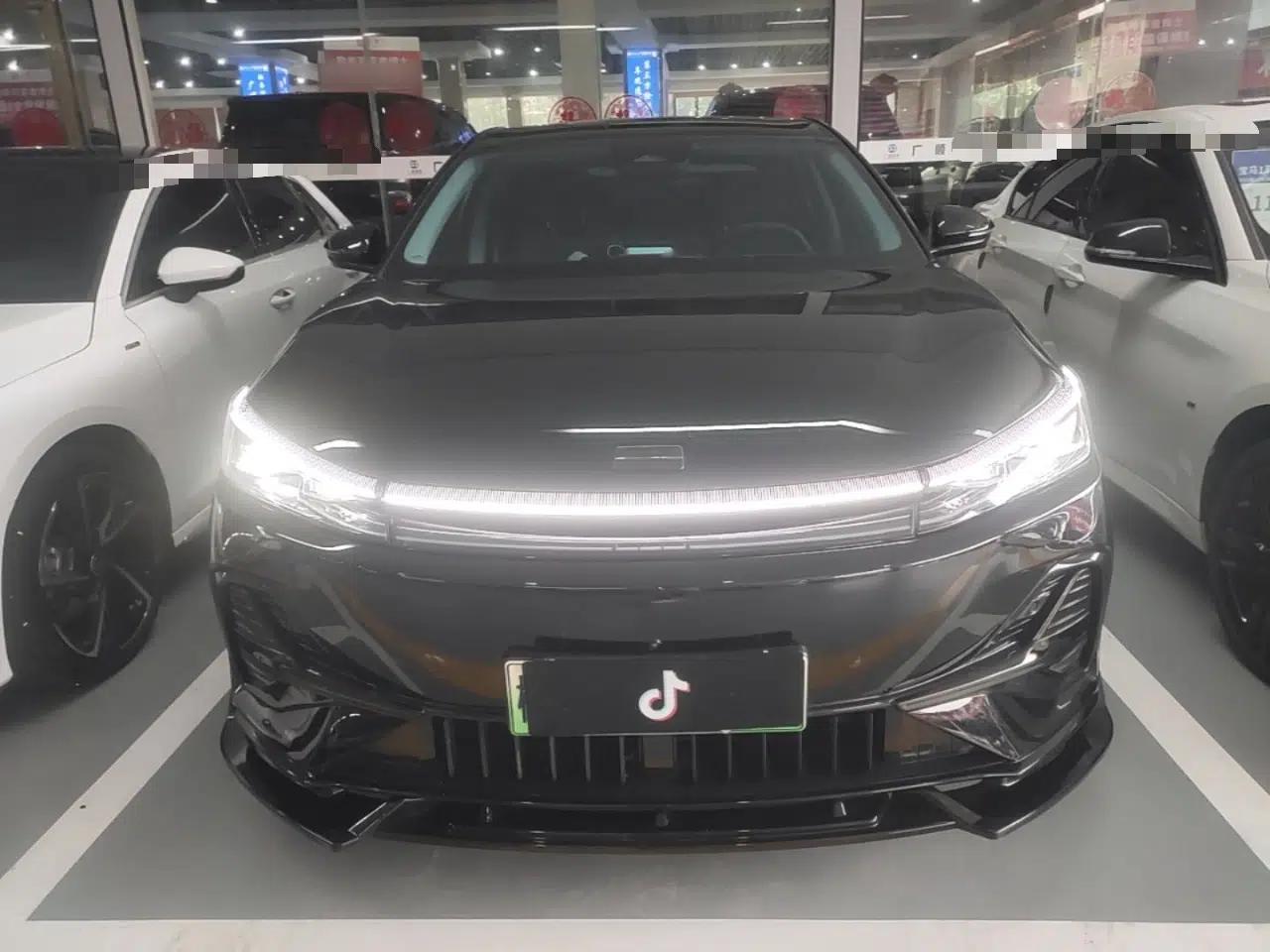 Geely Galaxy A7 2025 Model EM-i 70km Luxury Edition — миниатюра 2