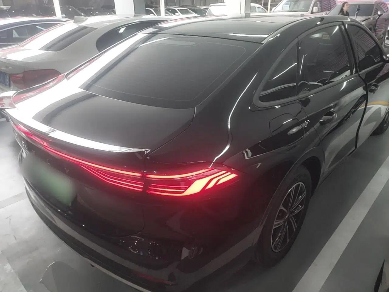 Geely Galaxy A7 2025 Model EM-i 70km Luxury Edition — миниатюра 5