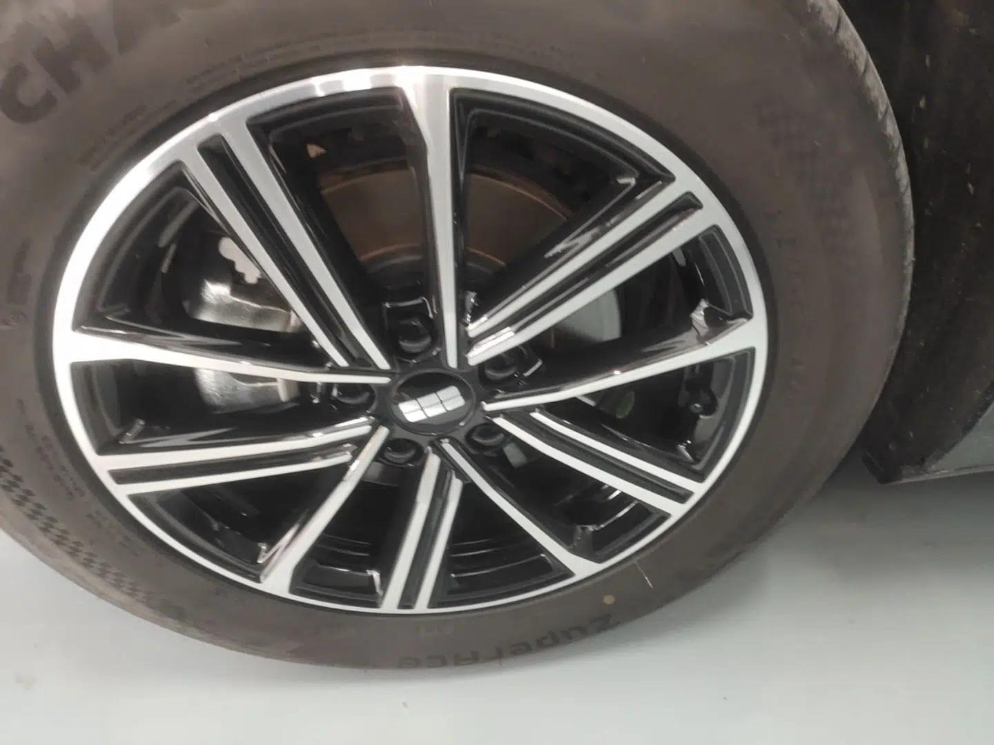 Geely Galaxy A7 2025 Model EM-i 70km Luxury Edition — миниатюра 8