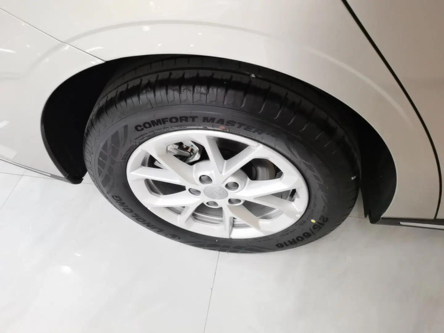 Geely Galaxy Stellar 6 2026 Model 60km Exploration Edition — миниатюра 10
